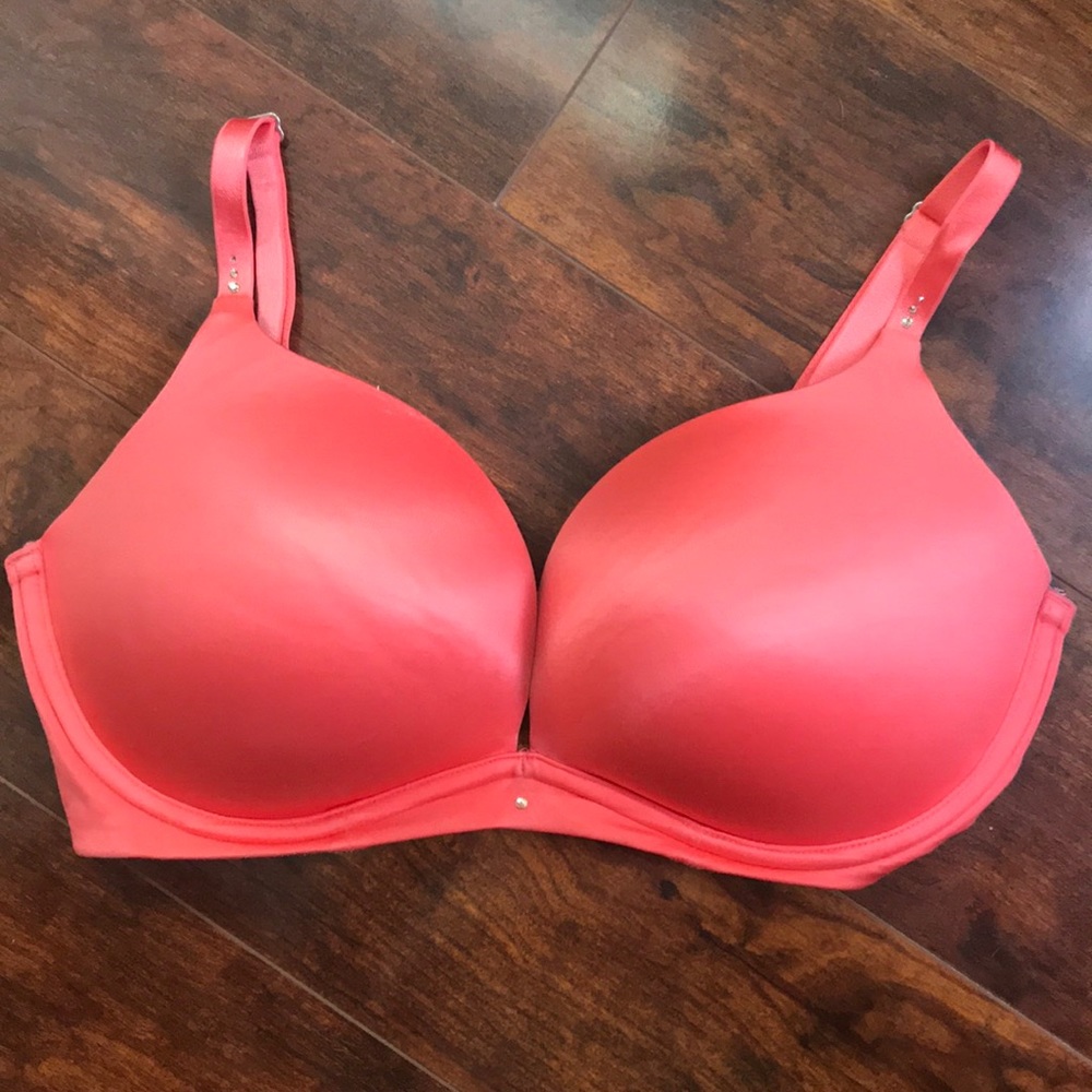 Victoria’s Secret Biofit Push-Up bra